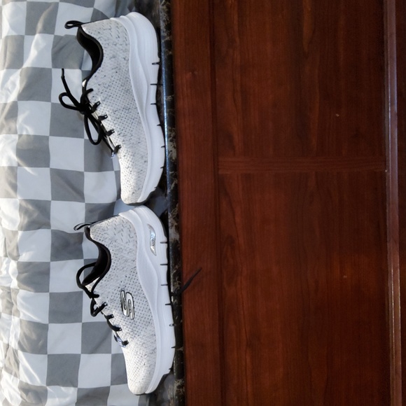 Skechers Arch Fit Woman - Picture 1 of 4